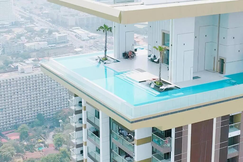 Sea View 5 Star Luxury At Pattaya
