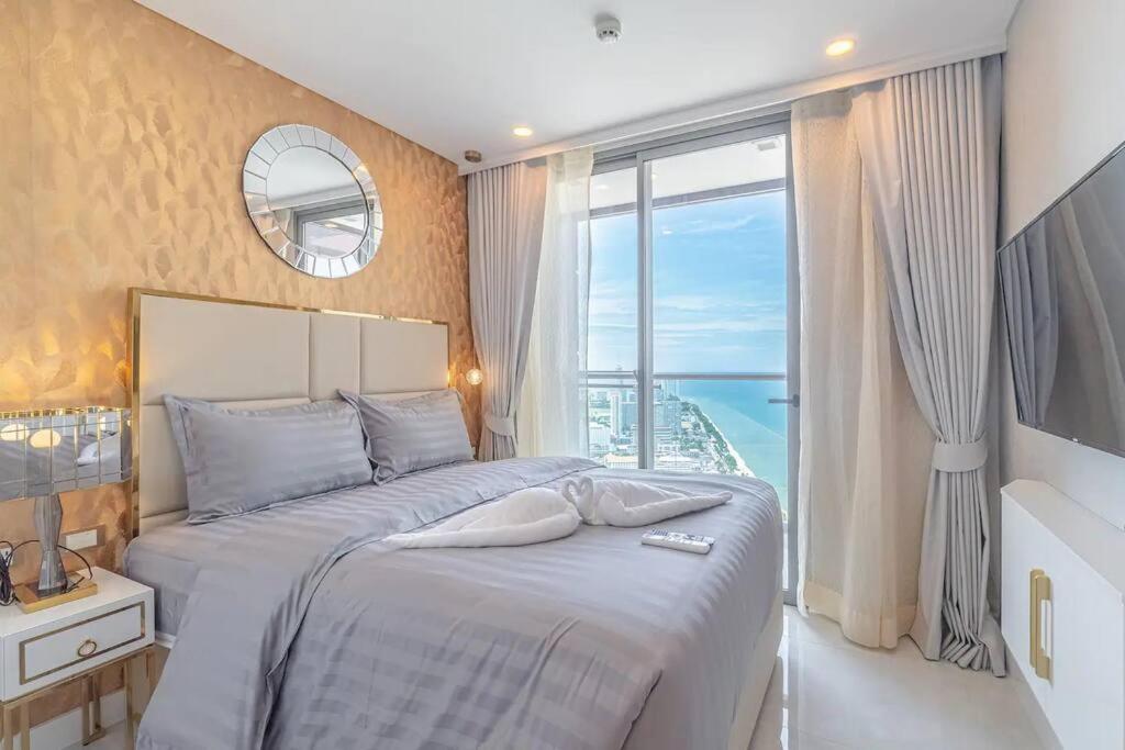 Sea View 5 Star Luxury At Pattaya